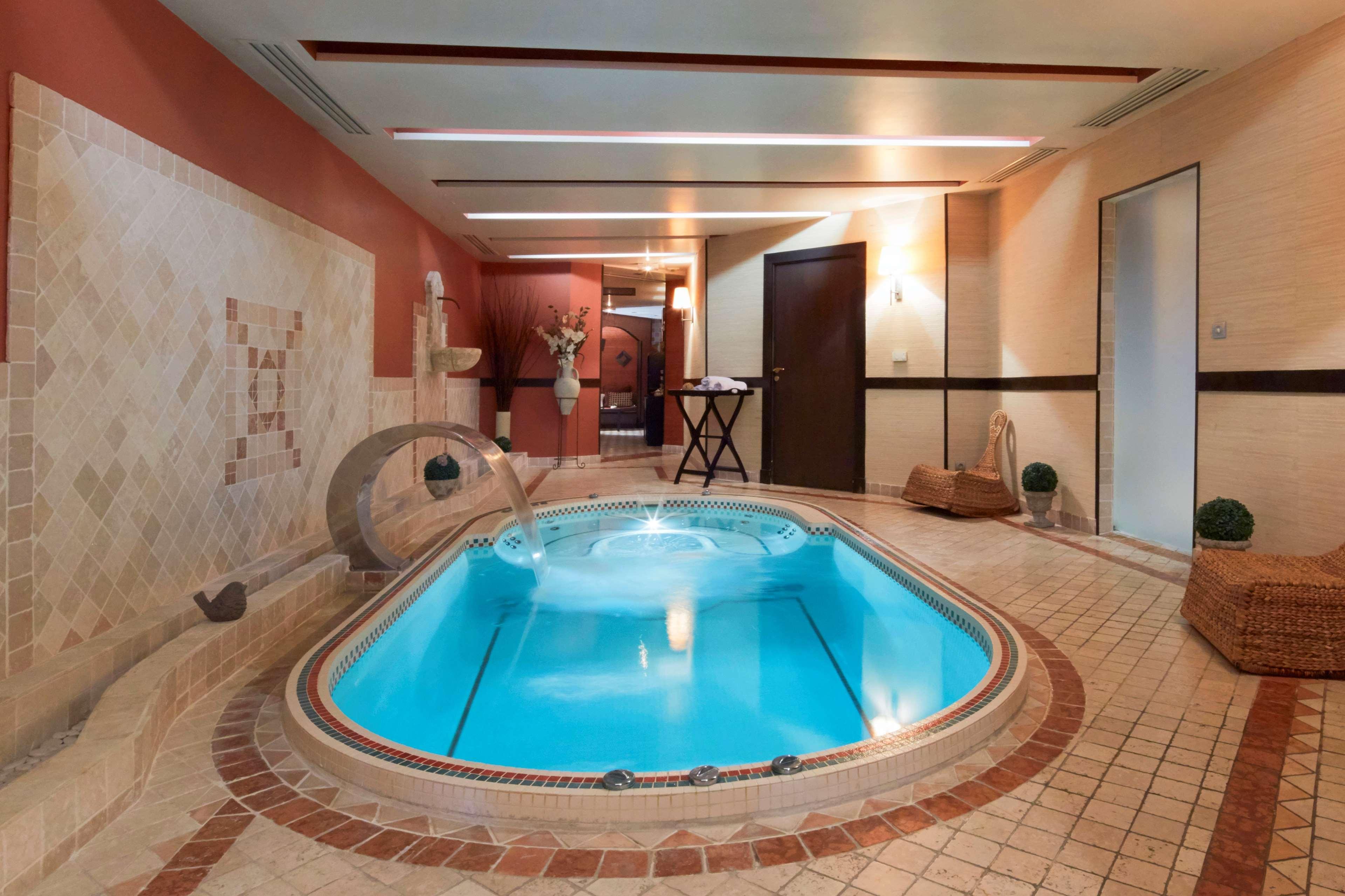 Hotel Europe And Spa Reims Exterior photo