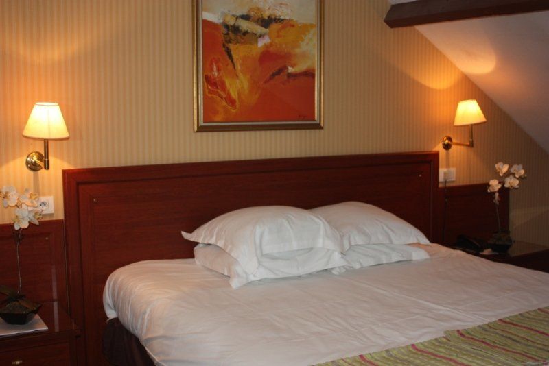 Hotel Europe And Spa Reims Exterior photo